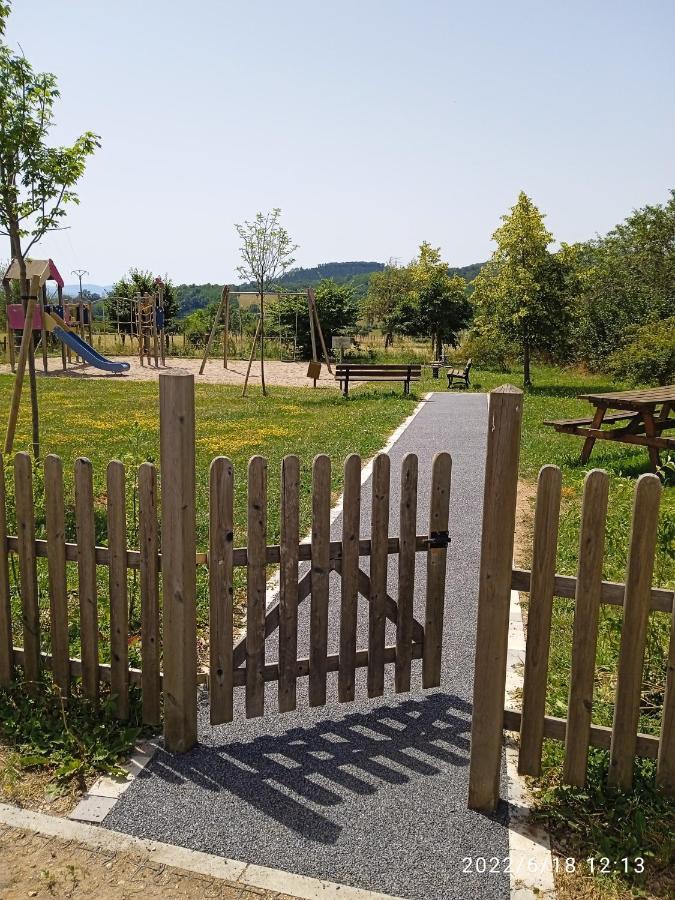 Gite Les Arcades Collonges-en Charollais Esterno foto